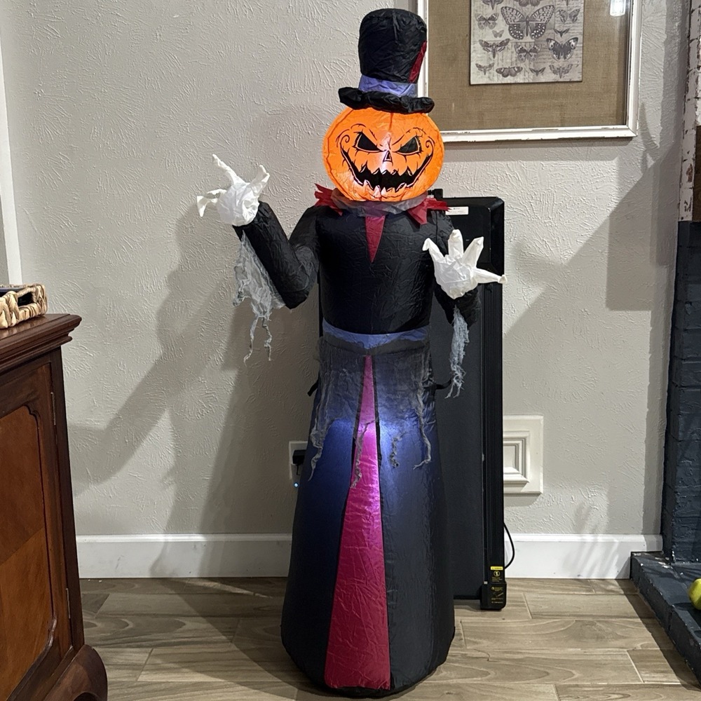 Large Halloween Inflatable Pumpkin Head Top Hat Creepy Standing Yard Decoration
